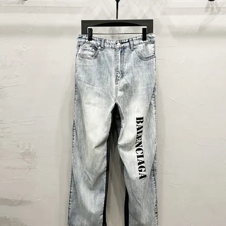 バレンシアガ ジーンズ