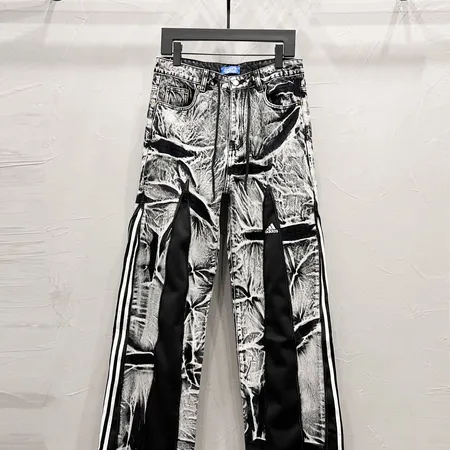 アディダス ジーンズ