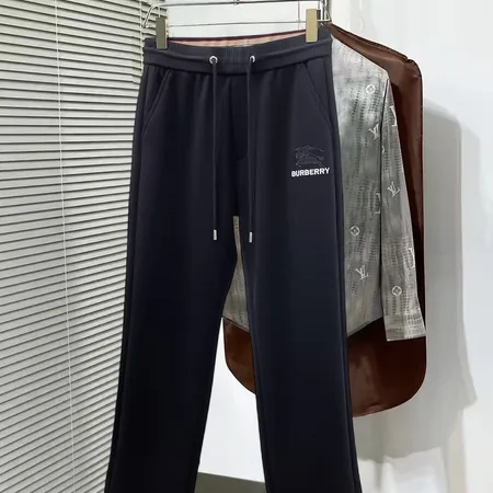 バーバリー ス カジュアルパンツ