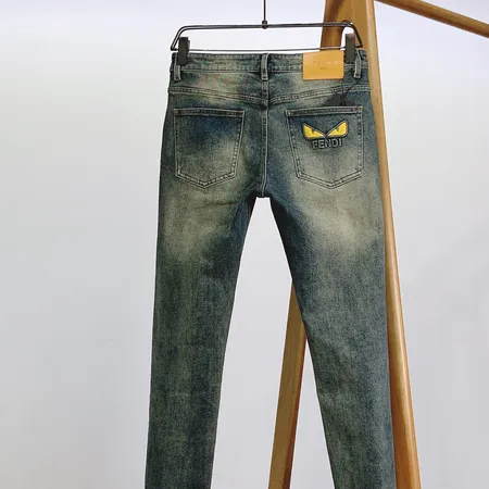 フェンディ ジーンズ