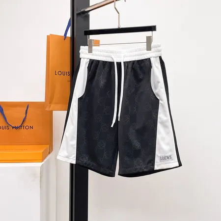 ロエベ ショートパンツ