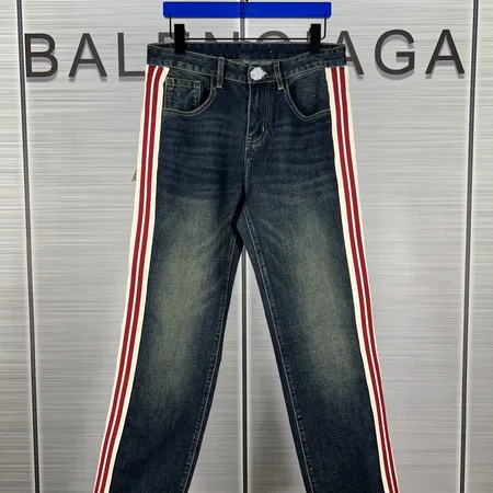 グッチ ジーンズ