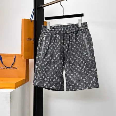 ルイヴィトン ショートパンツ