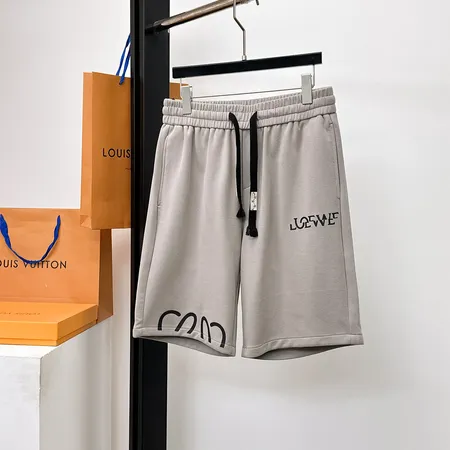 ロエベ ショートパンツ