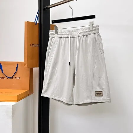 プラダ ショートパンツ