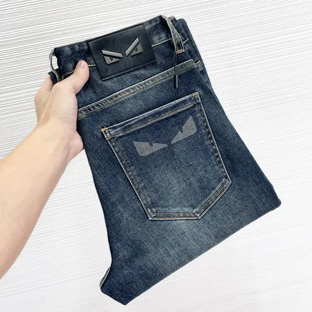 フェンディ ジーンズ