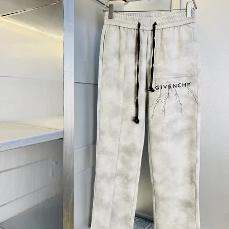 ジバンシィ カジュアルパンツ