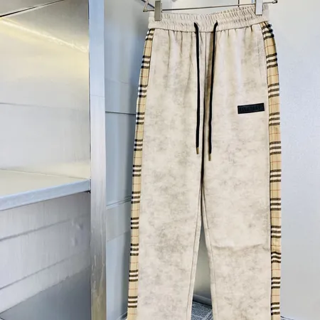 バーバリー ス カジュアルパンツ