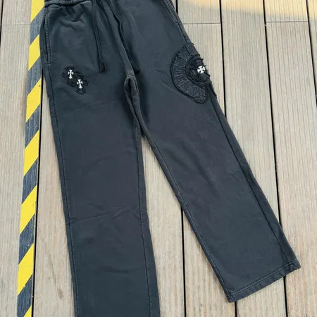 クロムハーツ カジュアルパンツ