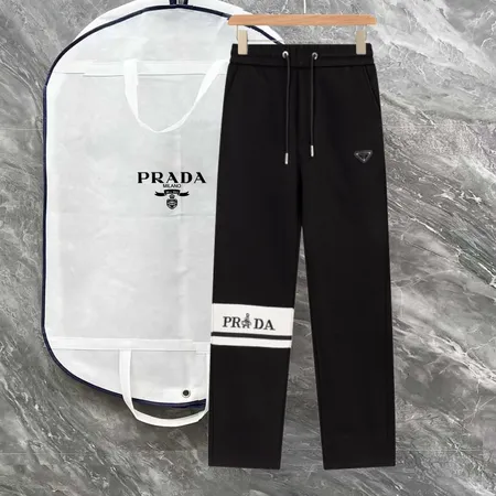 プラダ カジュアルパンツ