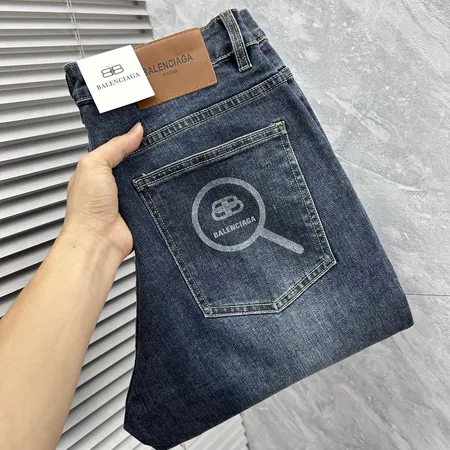 バレンシアガ ジーンズ