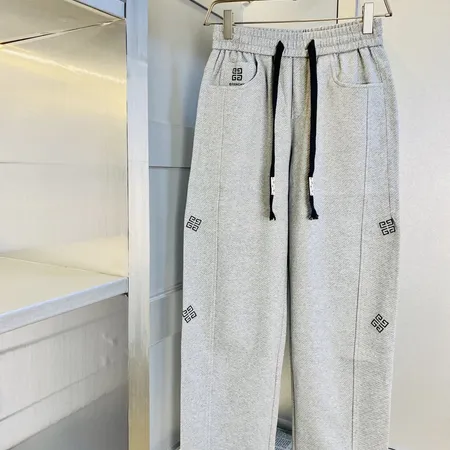 ジバンシィ カジュアルパンツ