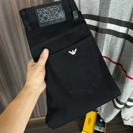 アルマーニ ジーンズ