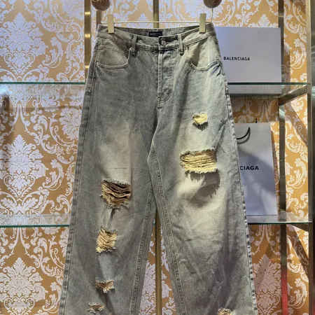 バレンシアガ ジーンズ