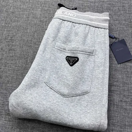 プラダ カジュアルパンツ