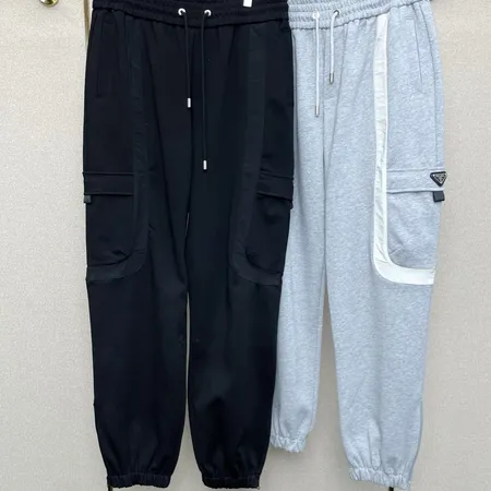 プラダ カジュアルパンツ