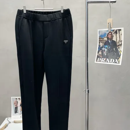 プラダ カジュアルパンツ