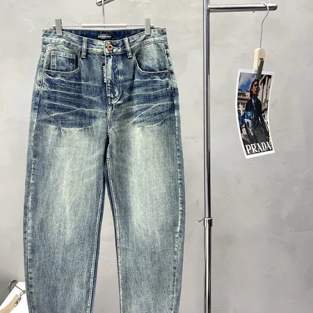 バレンシアガ ジーンズ