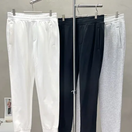 プラダ カジュアルパンツ