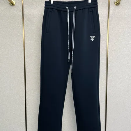 プラダ カジュアルパンツ