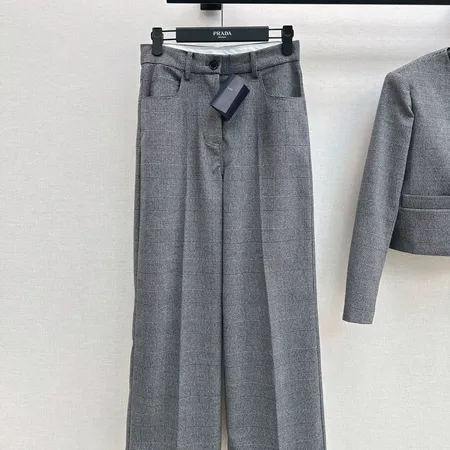 プラダ カジュアルパンツ