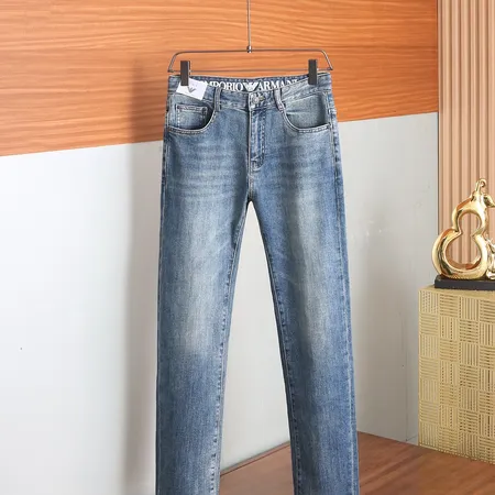 アルマーニ ジーンズ