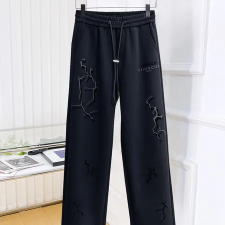 ジバンシィ カジュアルパンツ