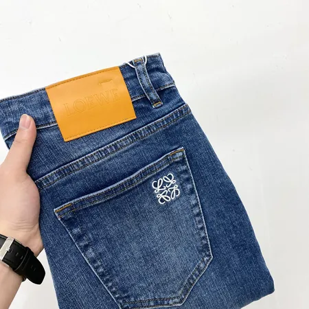 ロエベ ジーンズ