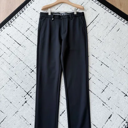 プラダ カジュアルパンツ