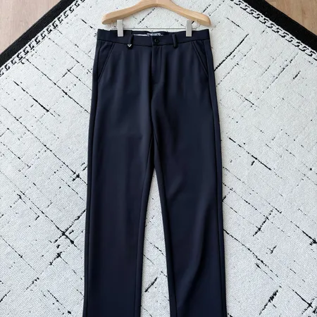 プラダ カジュアルパンツ