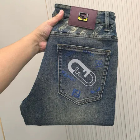 フェンディ ジーンズ