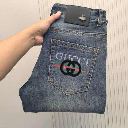 グッチ ジーンズ