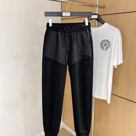 フェンディ カジュアルパンツ