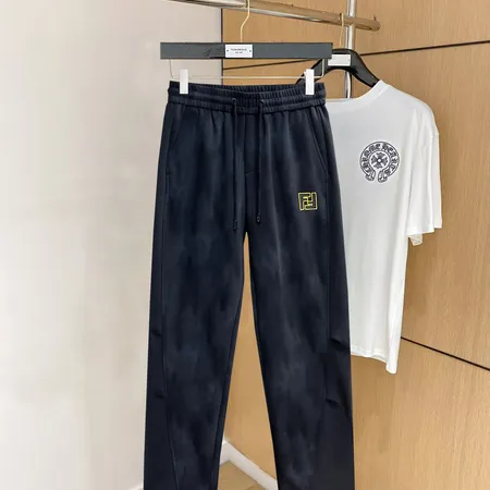 フェンディ カジュアルパンツ