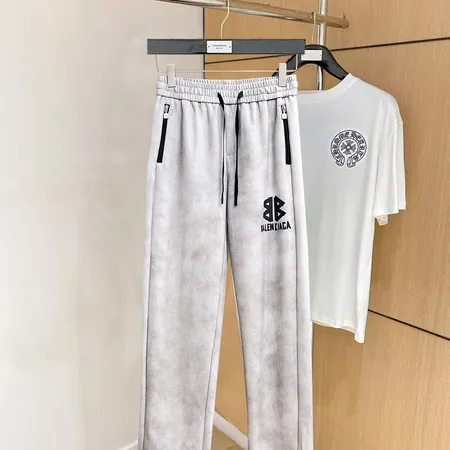 バレンシアガ カジュアルパンツ