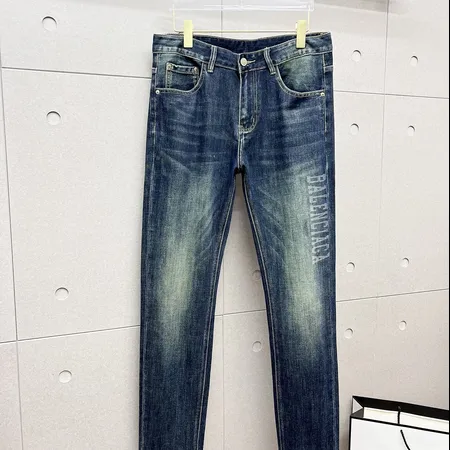 バレンシアガ ジーンズ