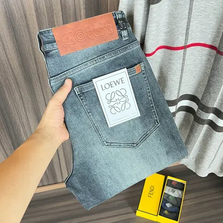 ロエベ ジーンズ