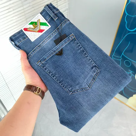 アルマーニ ジーンズ