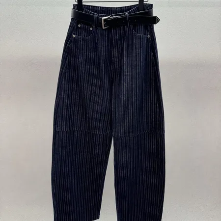 プラダ カジュアルパンツ