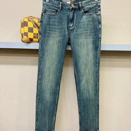 アルマーニ ジーンズ