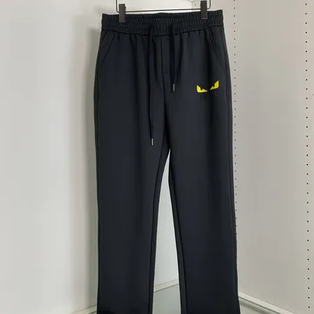 フェンディ カジュアルパンツ