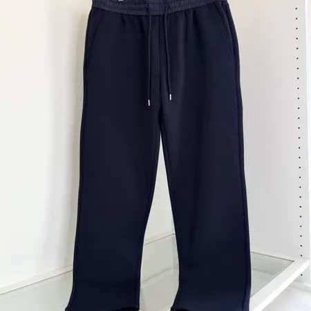 プラダ カジュアルパンツ