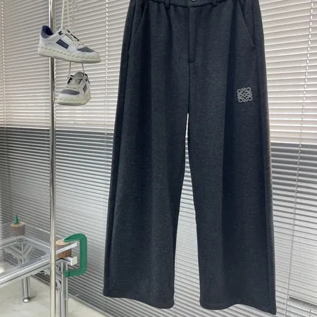 ロエベ カジュアルパンツ