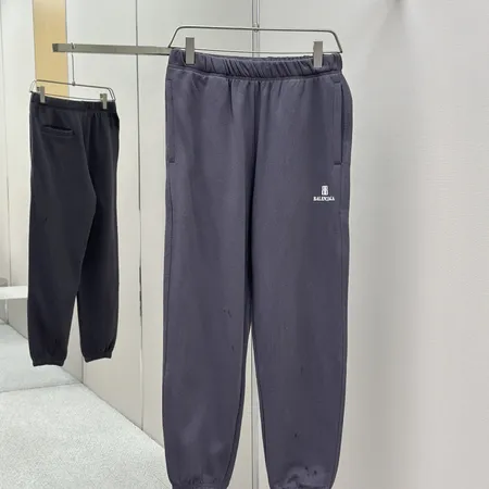 バレンシアガ カジュアルパンツ