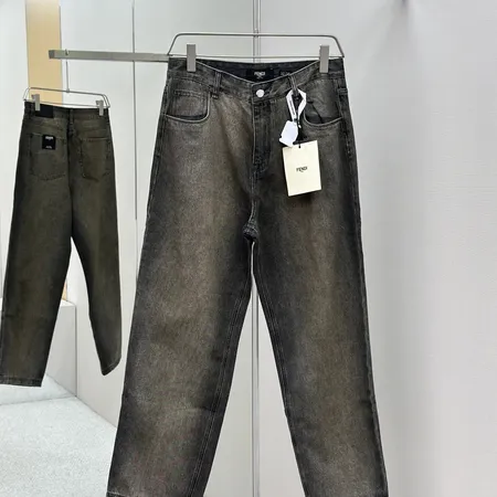 フェンディ ジーンズ