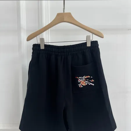 プラダ ショートパンツ