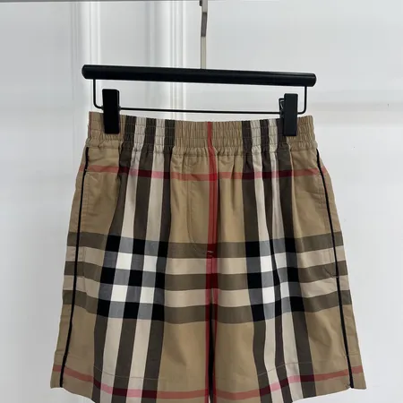 プラダ ショートパンツ