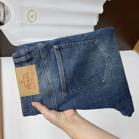 プラダ ジーンズ