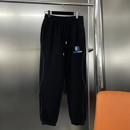 バレンシアガ カジュアルパンツ