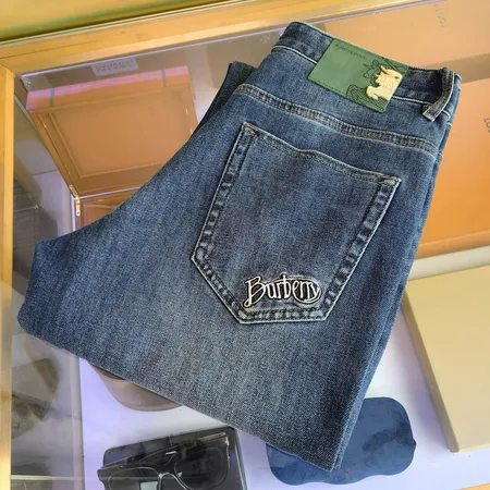 バーバリー ス ジーンズ